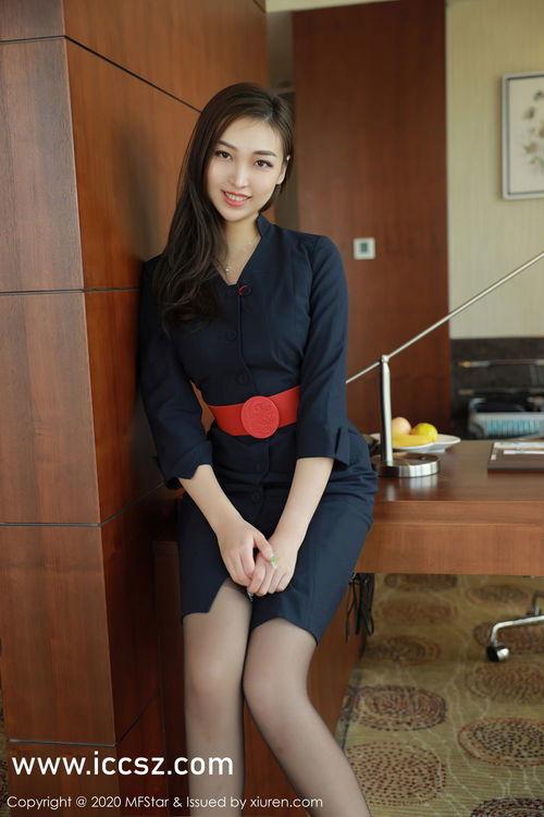 丝袜贵妇志村玲子,揭秘时尚界的传奇女性